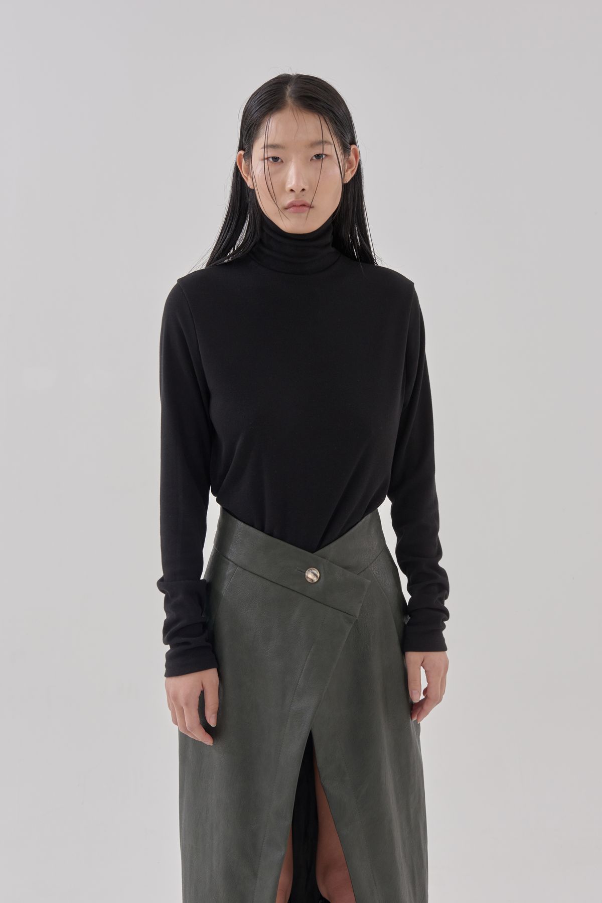 고목(KOMOK) 여밈 스커트 (Layered skirts-Deep green)