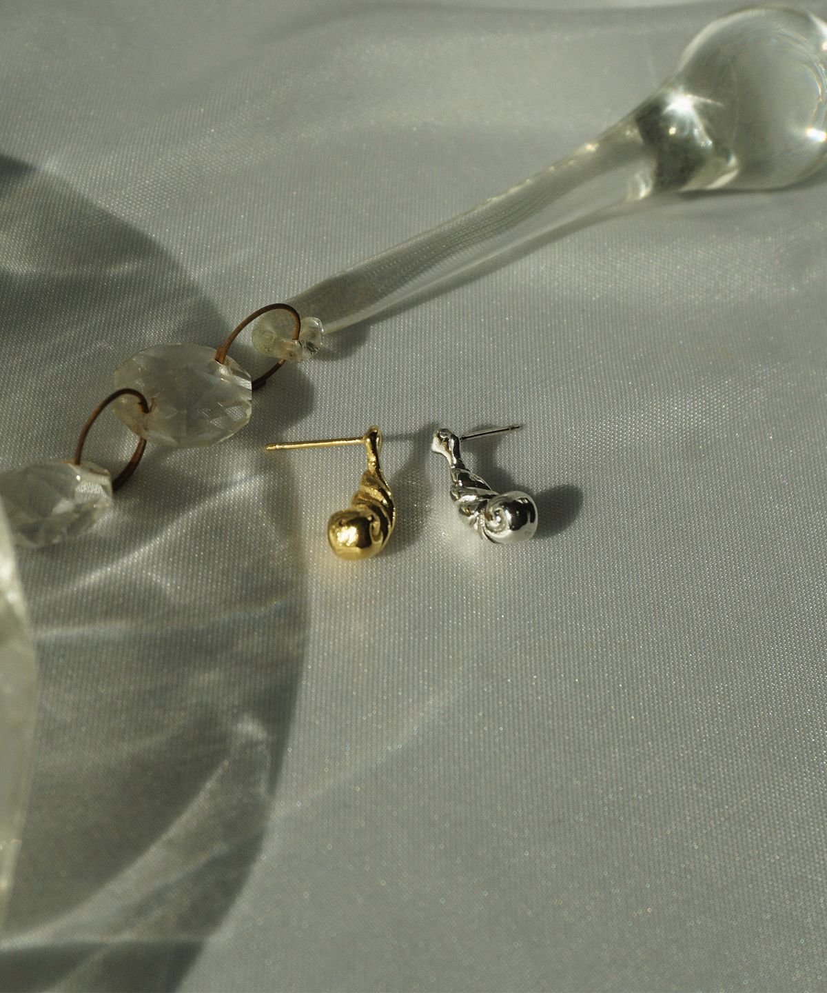 비자르 주얼리(BIZARRE JEWELRY) 눈물 귀걸이