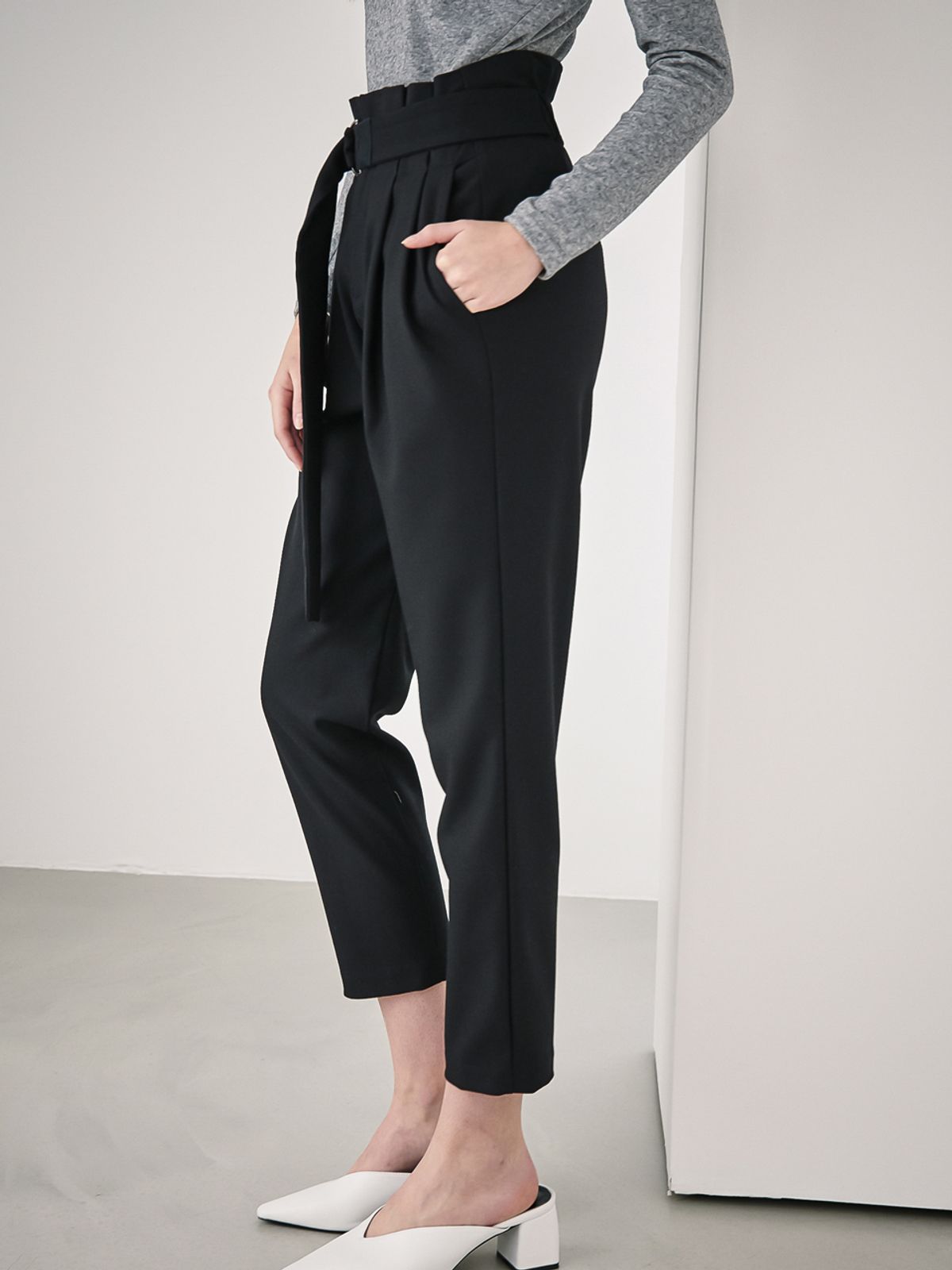아쿠드(ACUD) Gaia High-Waist Belted Slouchy Pants_Black