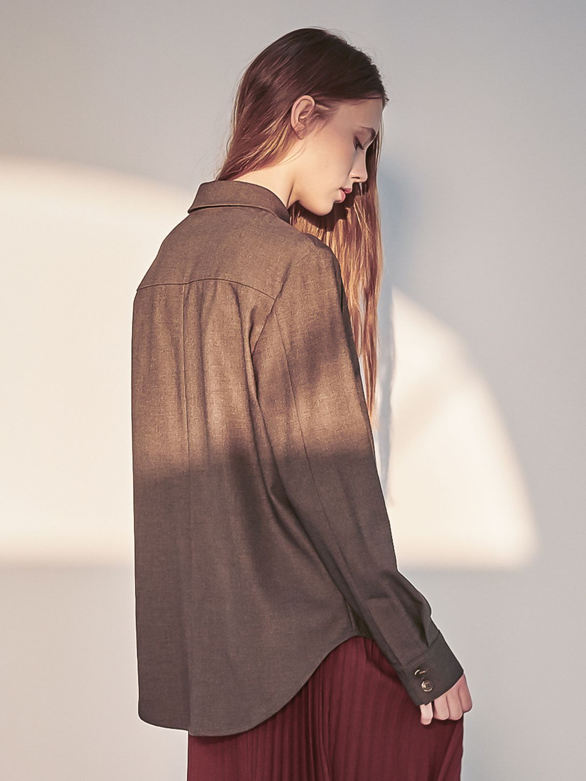 아쿠드(ACUD) Gaia Blouse_Coffee