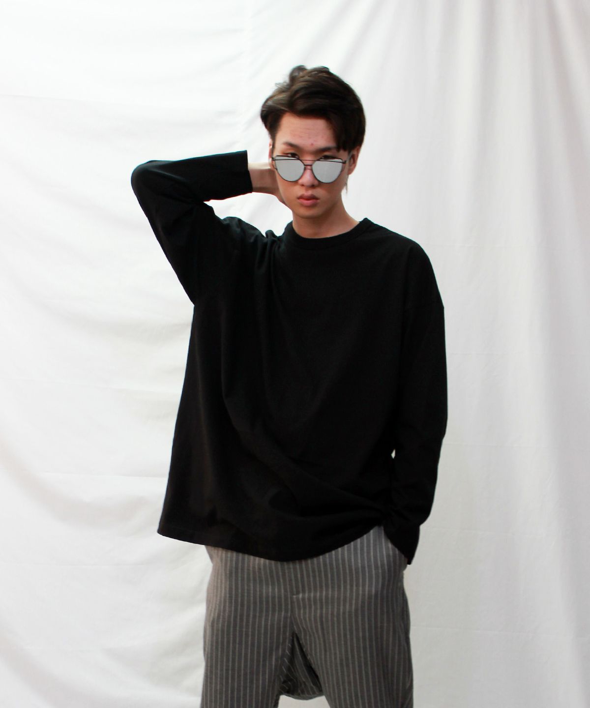 드마크(DEMARC) 남자여자 오버핏 레이어드 무지티 블랙