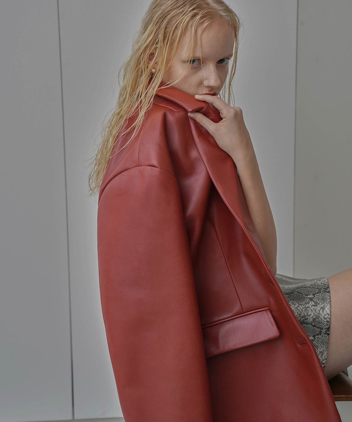 온느(ONNE) Oversized Lamb Skin Jacket Brown