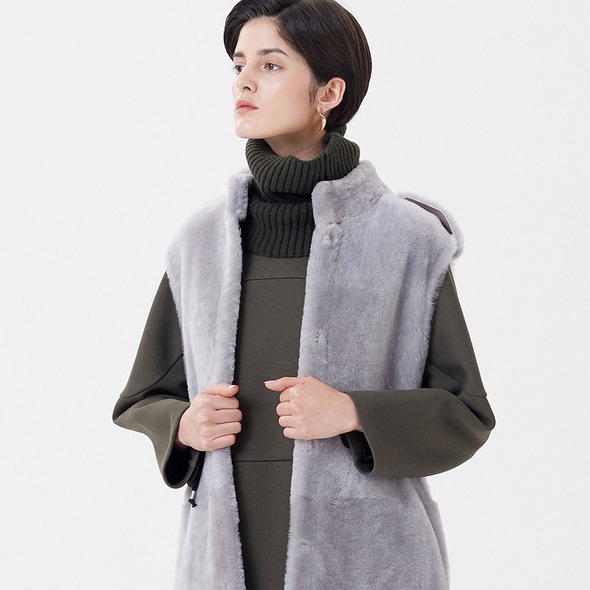 핀블랙(PINBLACK) MERINO REAL MUSTANG LONG VEST GREY
