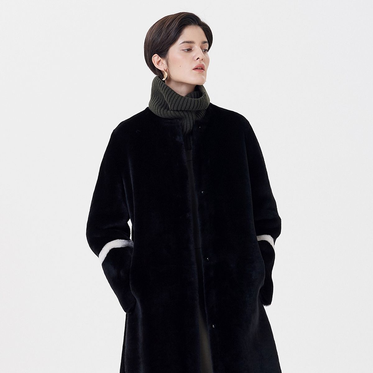핀블랙(PINBLACK) REVERSIBLE MERINO MUSTANG LONG COAT BLACK
