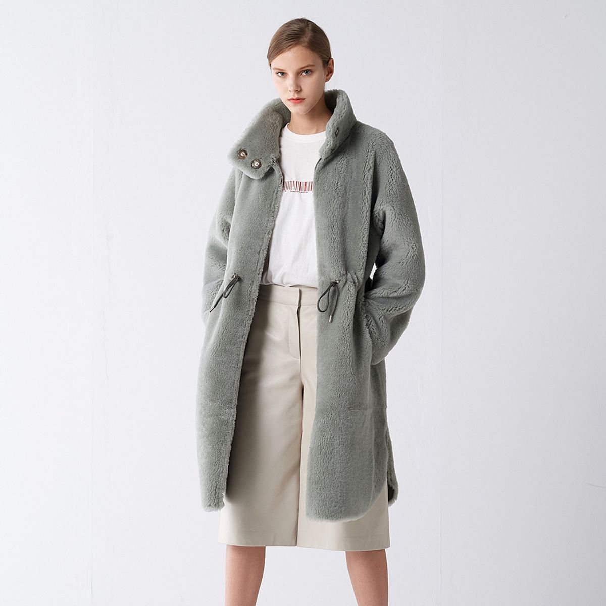 핀블랙(PINBLACK) REAL LAMB SKIN STRING MUSTANG COAT MINT