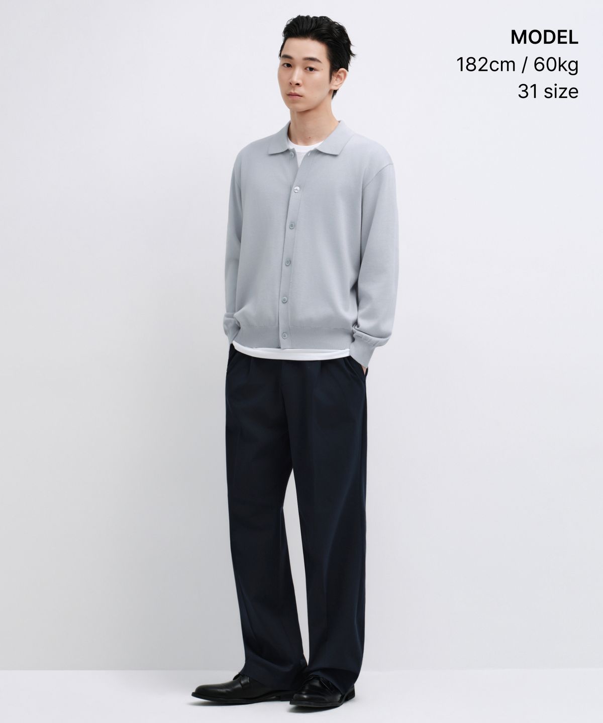 무신사 스탠다드(MUSINSA STANDARD) 리얼 와이드 히든 밴딩 슬랙스 [네이비]