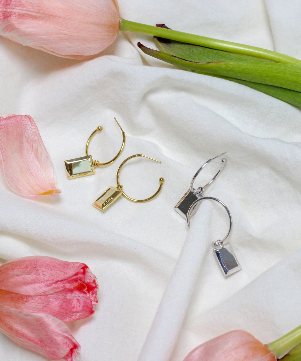 메이딘리(MADIN'LY) Cadre earring