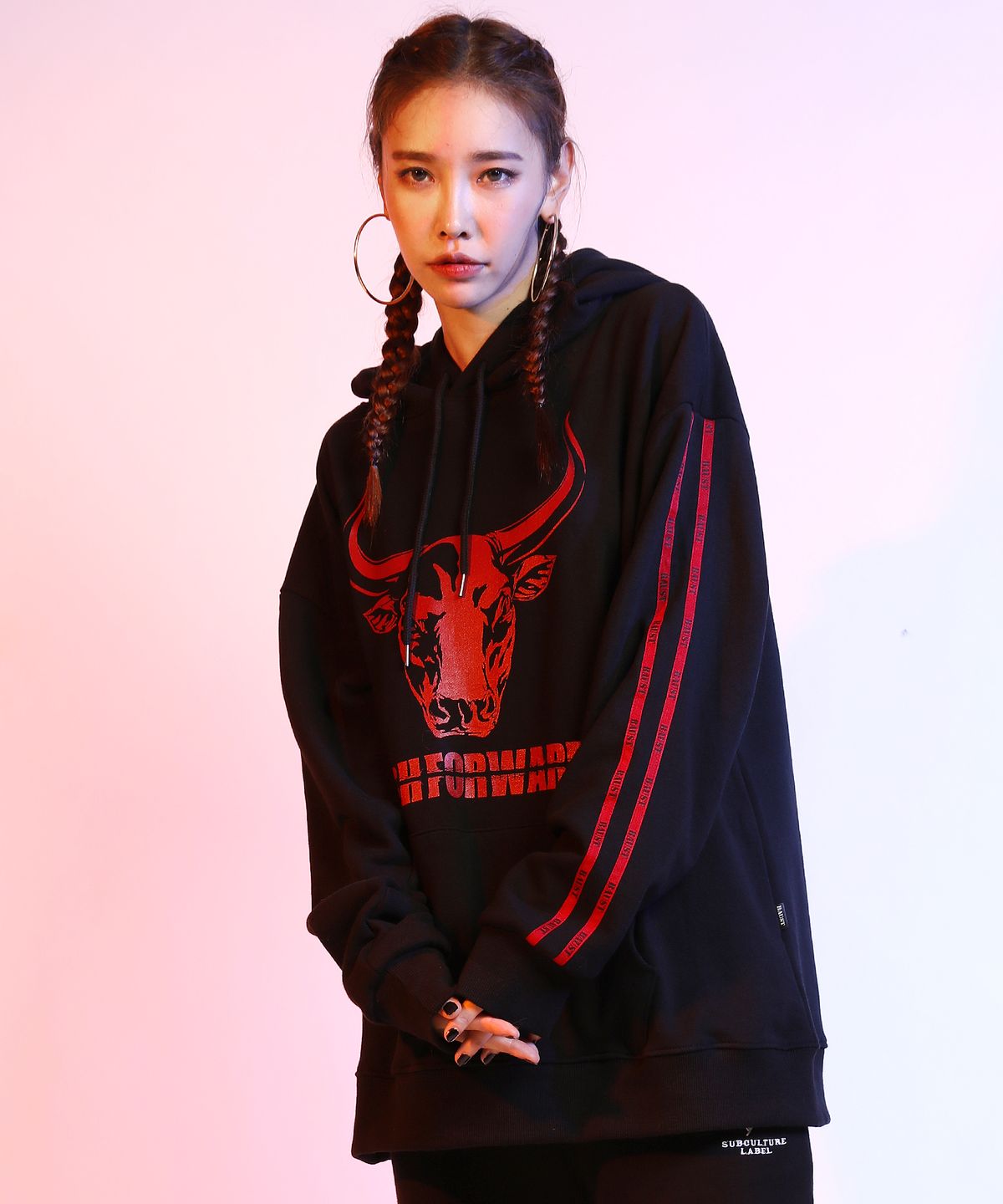 바우스트(BAUST) 오버사이즈 버팔로 레드 프린팅 후드티[RED]