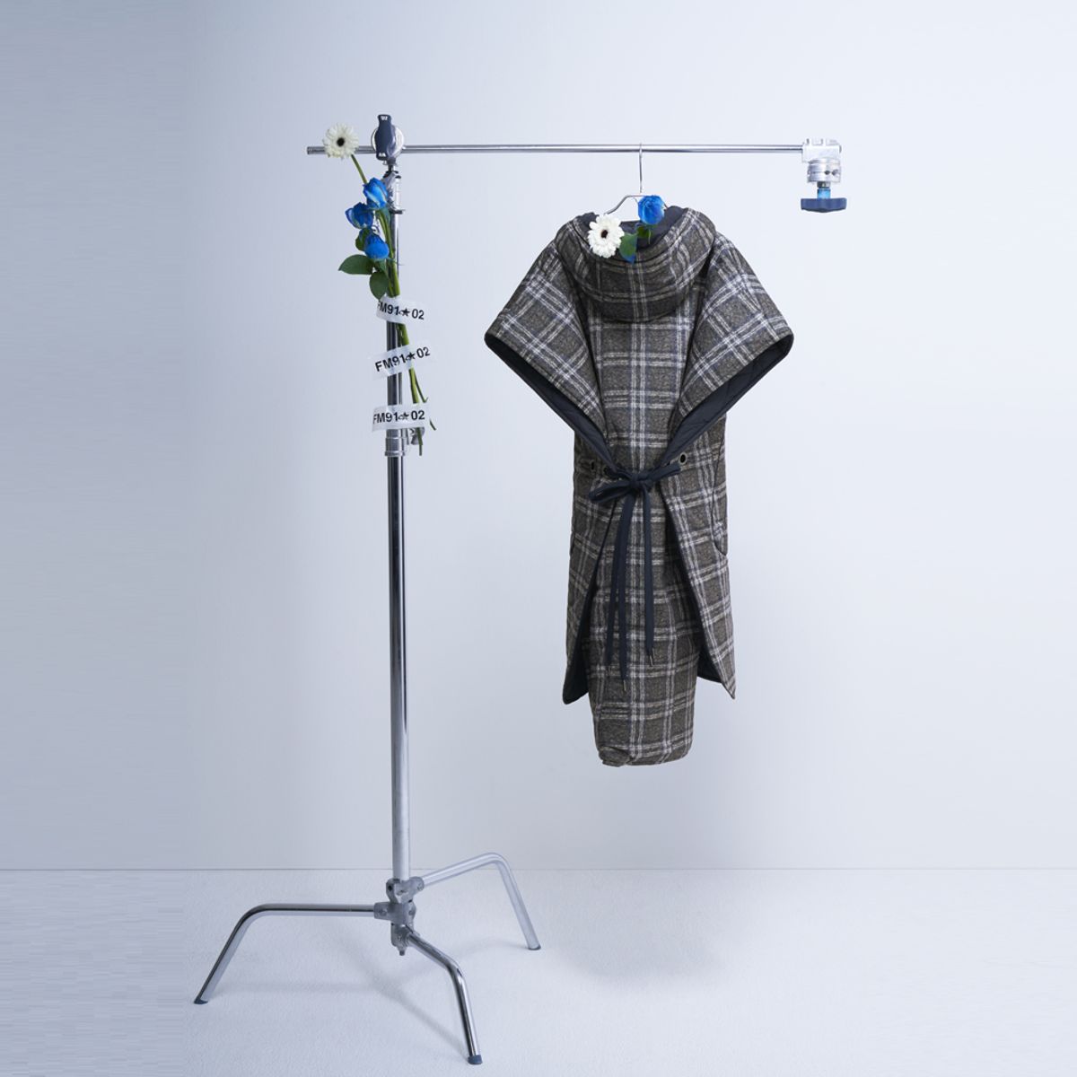 에프엠9102(FM91.02) MATCHeS PADDiNG Pancho check/navy
