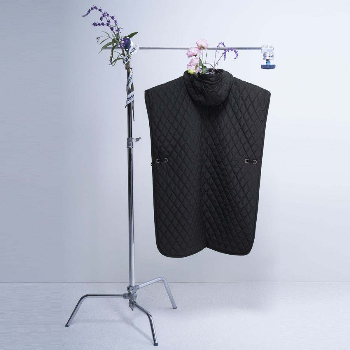 에프엠9102(FM91.02) MATCHeS PADDiNG Pancho grey/black