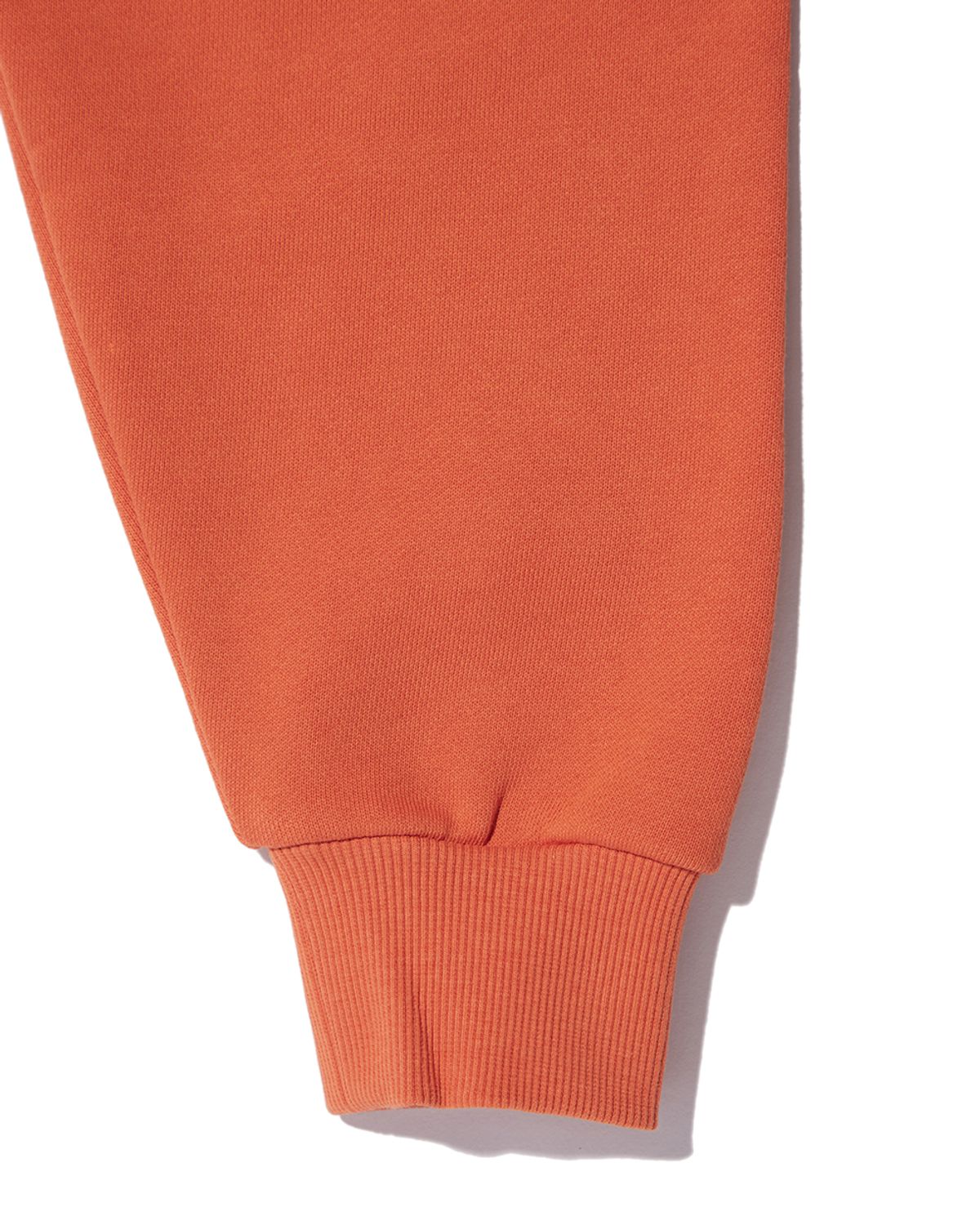 비슬로우(BESLOW) ARC LOGO SWEAT SHIRT ORANGE