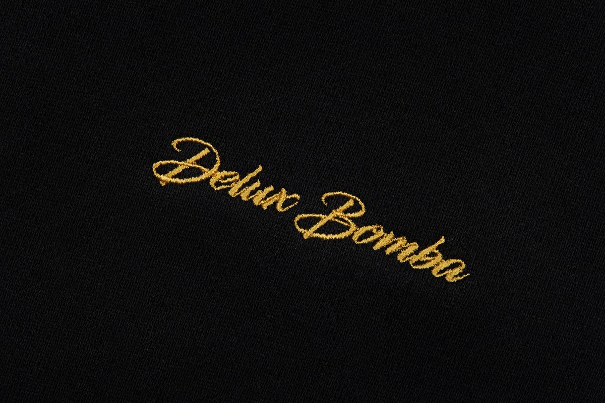 딜럭스 봄바(DELUX BOMBA) 클래시칼 스웨트셔츠 블랙