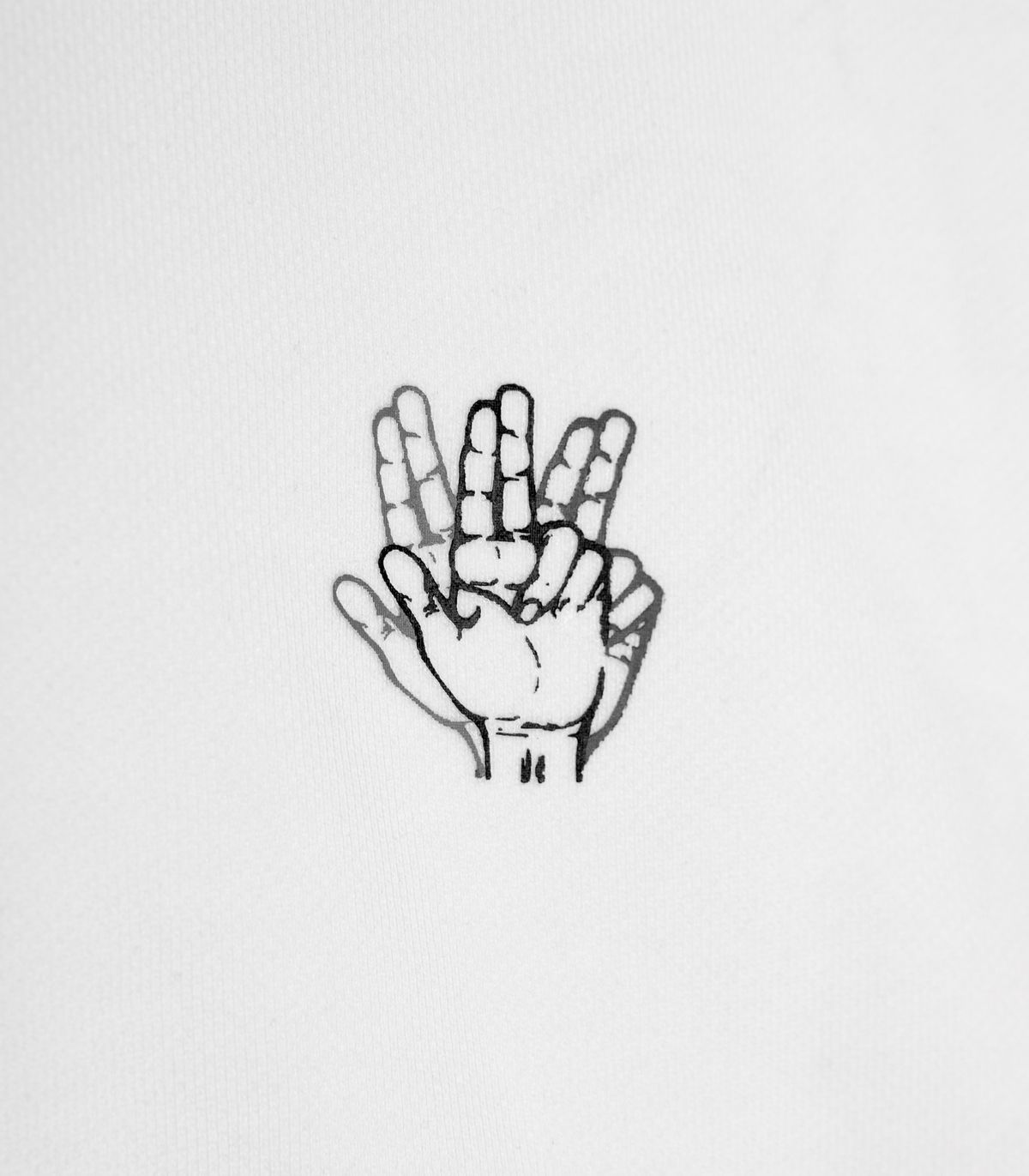 바이브레이트(VIBRATE) LOGO ON TOP HOODIE (WHITE)