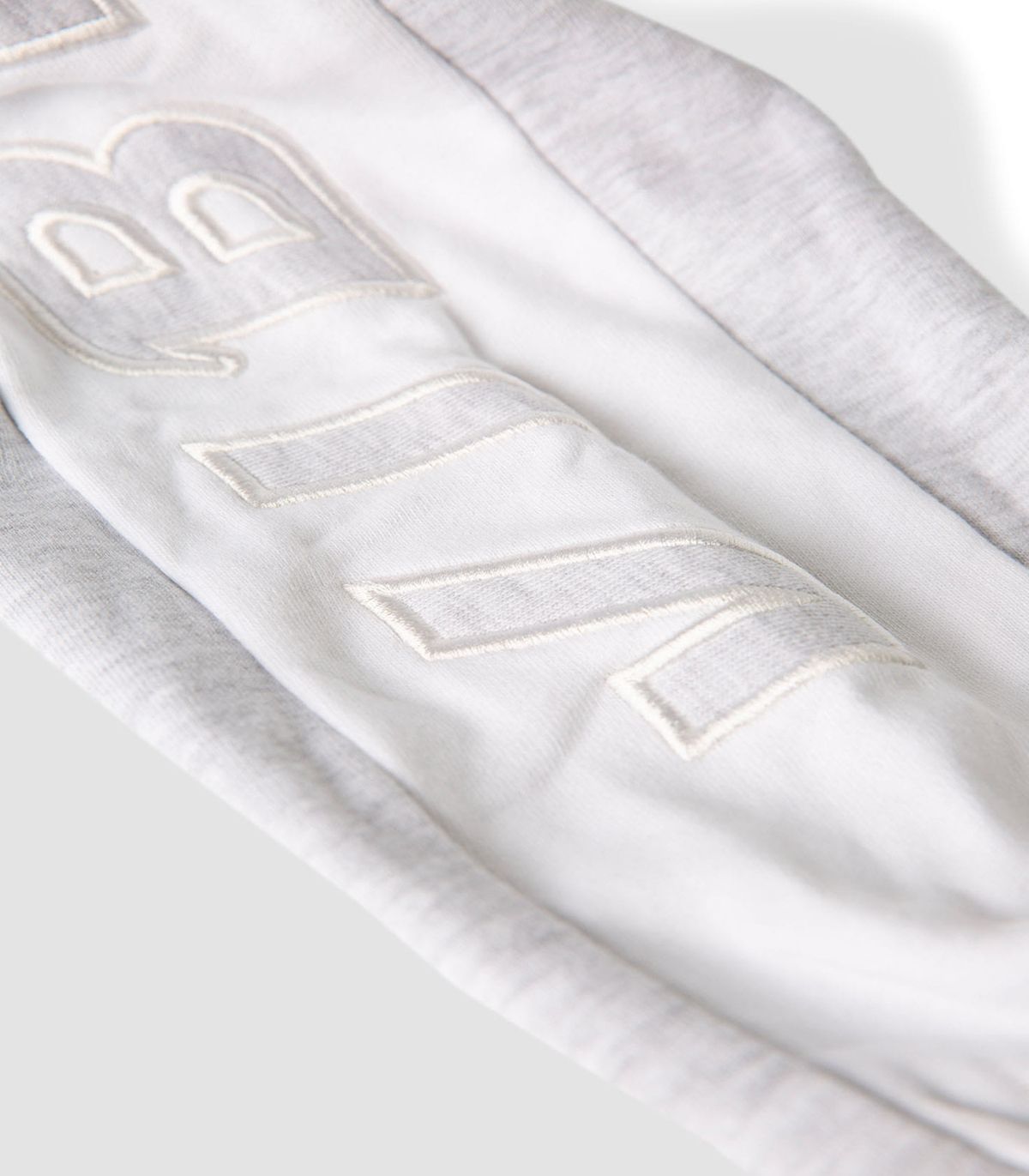 바이브레이트(VIBRATE) SLEEVE COLOR SCHEME HOODIE ZIPUP (MELANGE&BLUE)