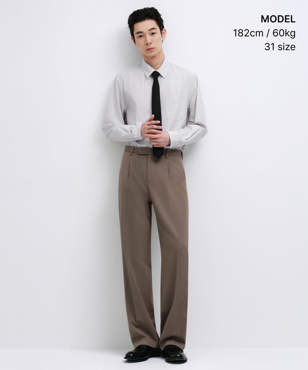 무신사 스탠다드(MUSINSA STANDARD) 와이드 히든 밴딩 슬랙스 [더스티 베이지]