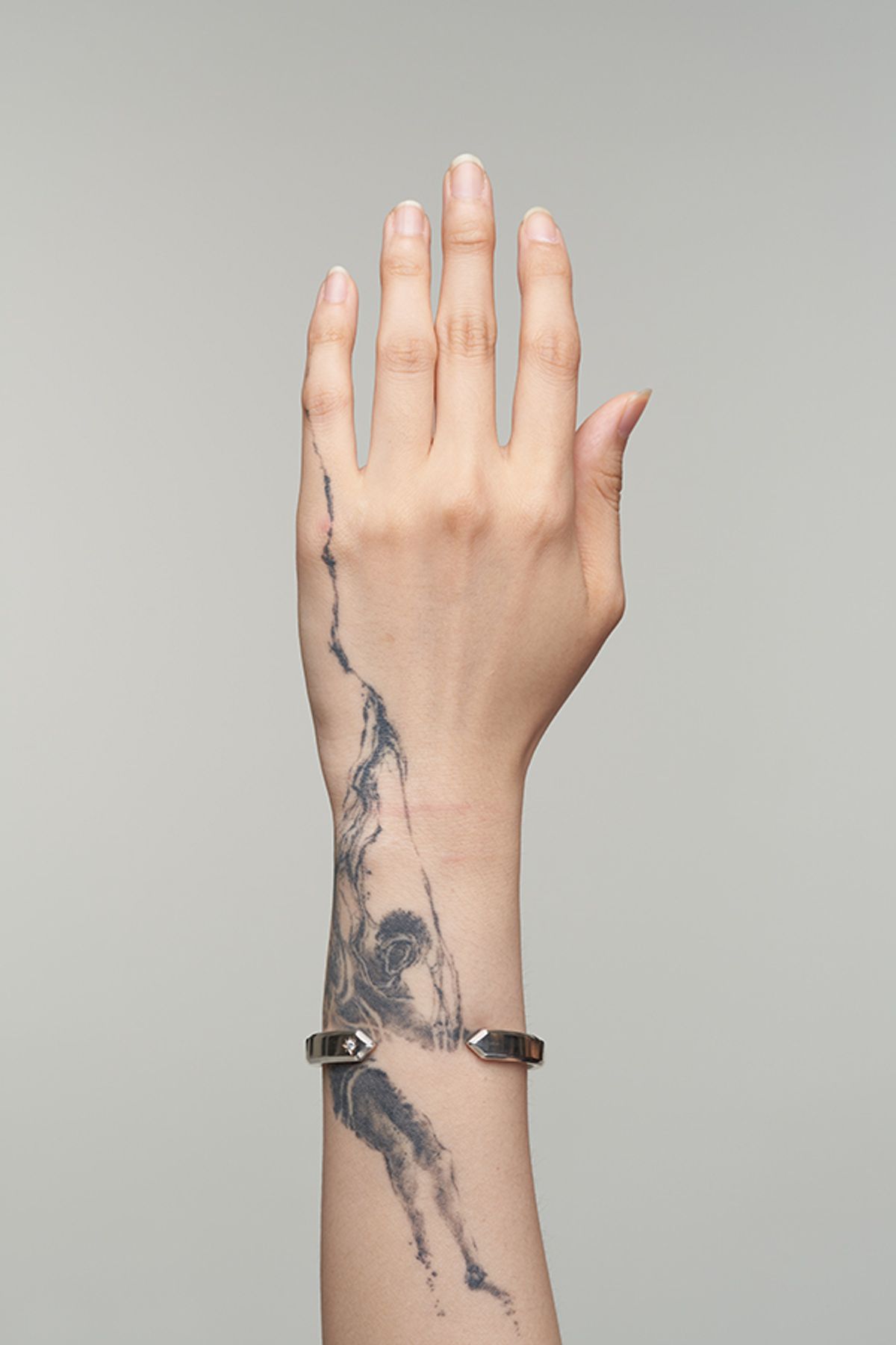 팬도럼주얼리(PANDORUMJEWELRY) Glory bangle