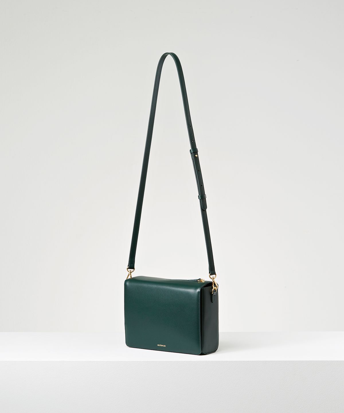 뮤트뮤즈(MUTEMUSE) AMUSE Bag (Green)