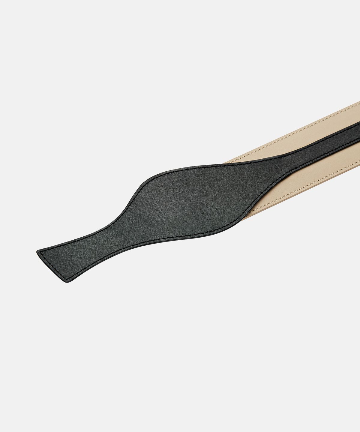 뮤트뮤즈(MUTEMUSE) BOW TIE Artwork Short Strap