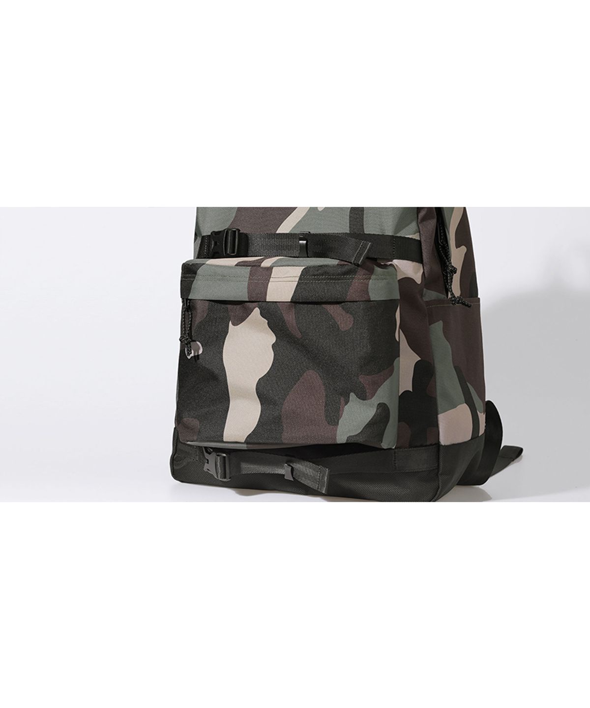 써드위브(THIRDWEAVE) ESSENTIAL DAYPACK / WOODLAND