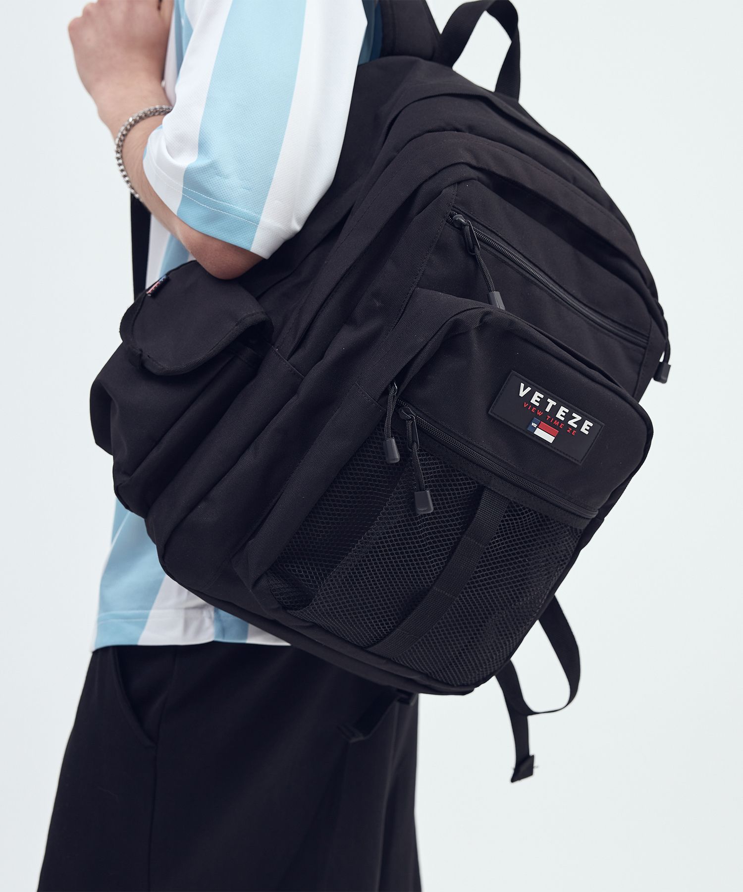 【VETEZE】Retro Sports Bag Retro Sport Bag (2 colors) – veteze
