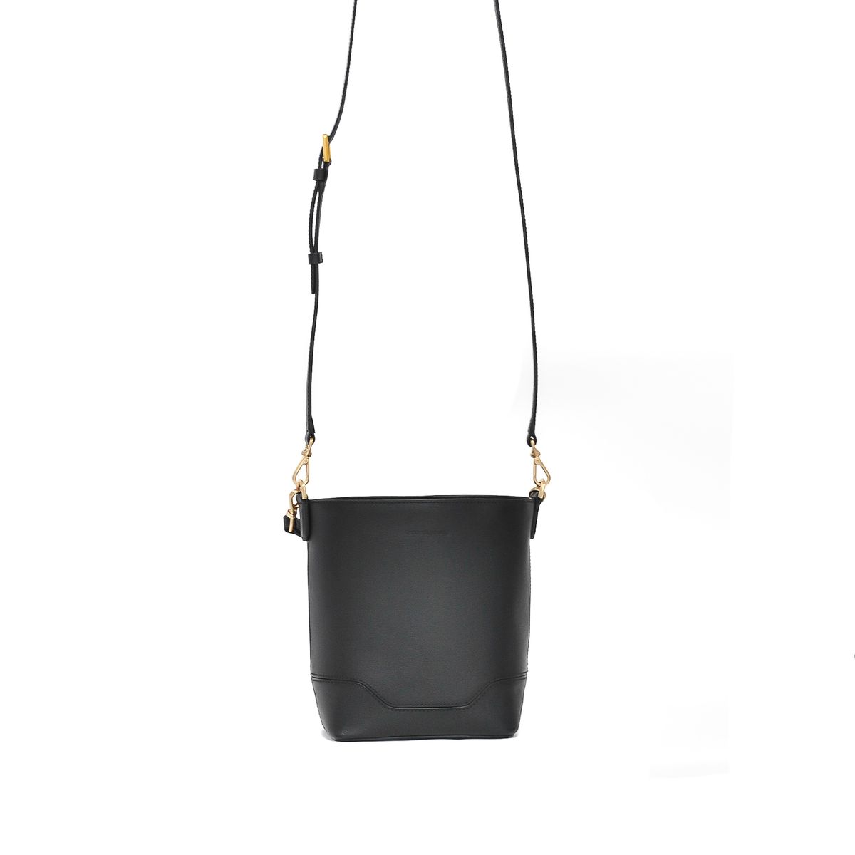 케네스영(KENNETH YOUNG) QTQT bucket_ all about Black