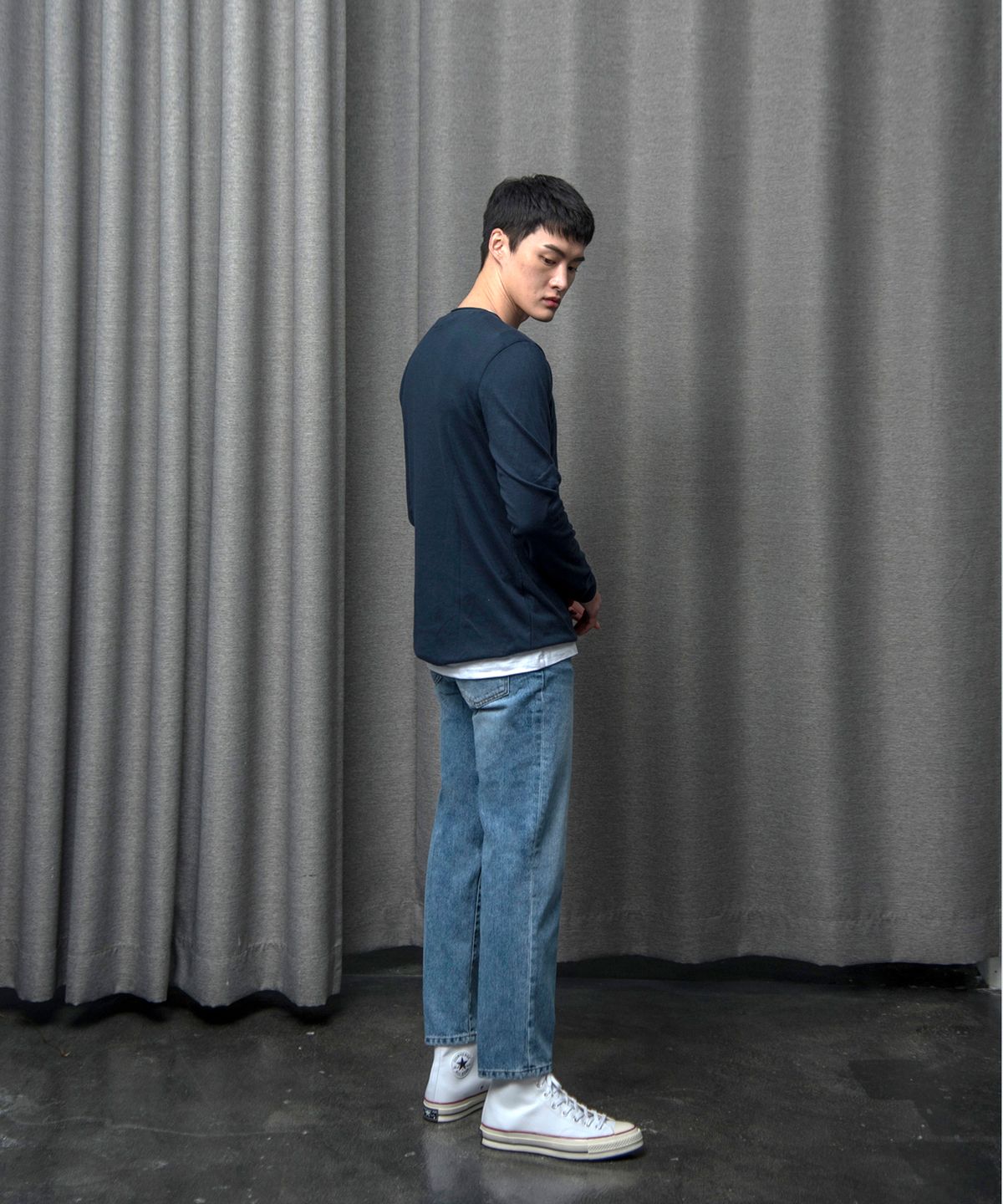 언터치드(UNTOUCHED) NEW CLASSIC 2 (LIGHT CROP)