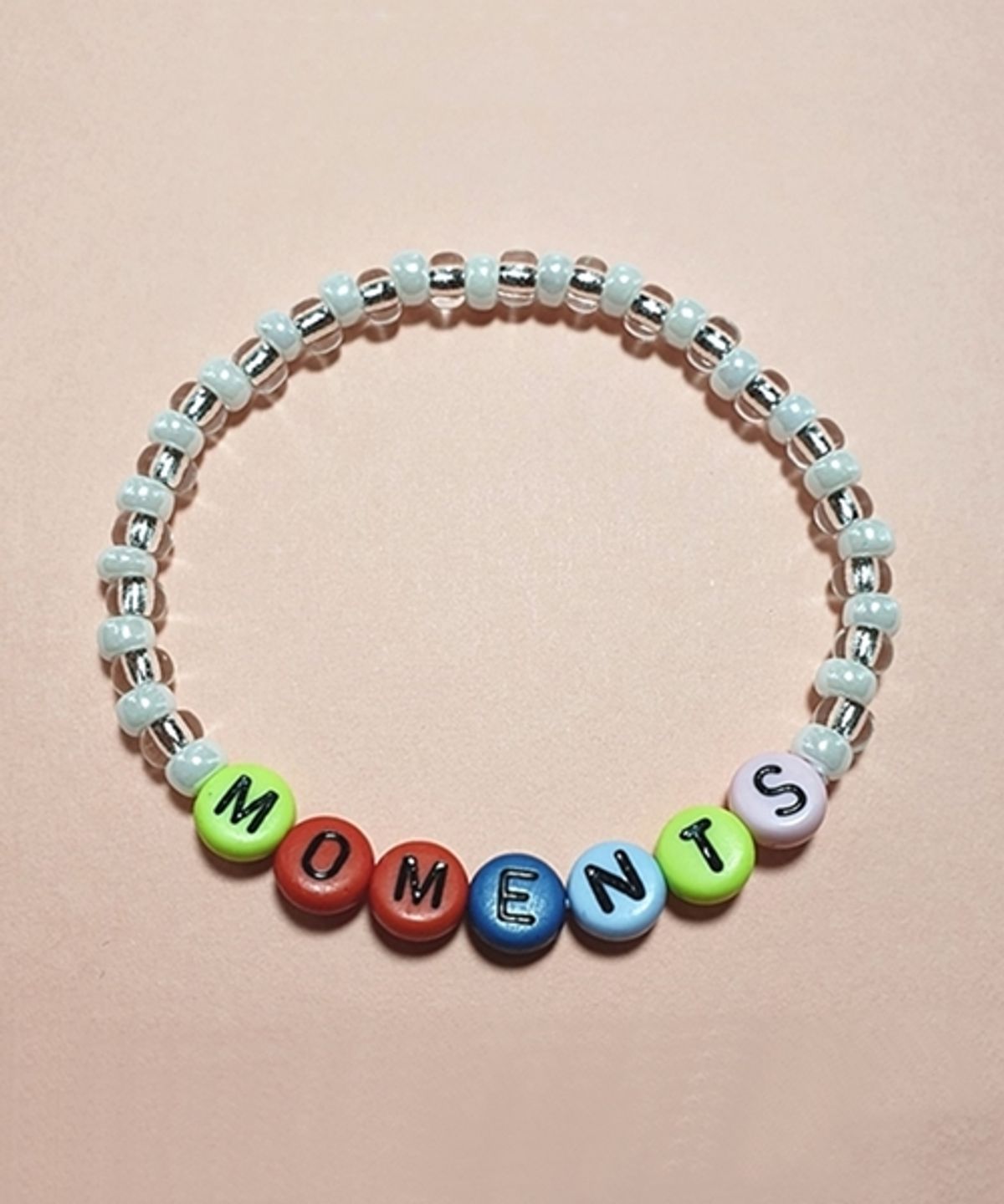 봉보(BONBEAU) Color point initial beads bracelet 이니셜 컬러포인트 비즈팔찌 3color