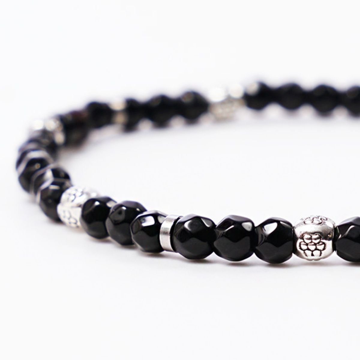 제이반스 클래식(JBANS CLASSIC) 이스트블랙 슬림컷마노 원석팔찌 (C2001-AC583_BK)