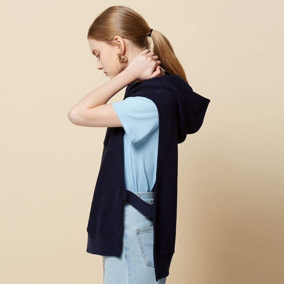 핀블랙(PINBLACK) HOODY MUFFLER VEST NAVY