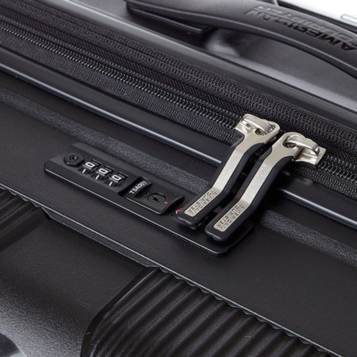 아메리칸투어리스터(AMERICAN TOURISTER) INSTAGON 캐리어 81/30 EXP TSA V2 JET BLACK HJ419013