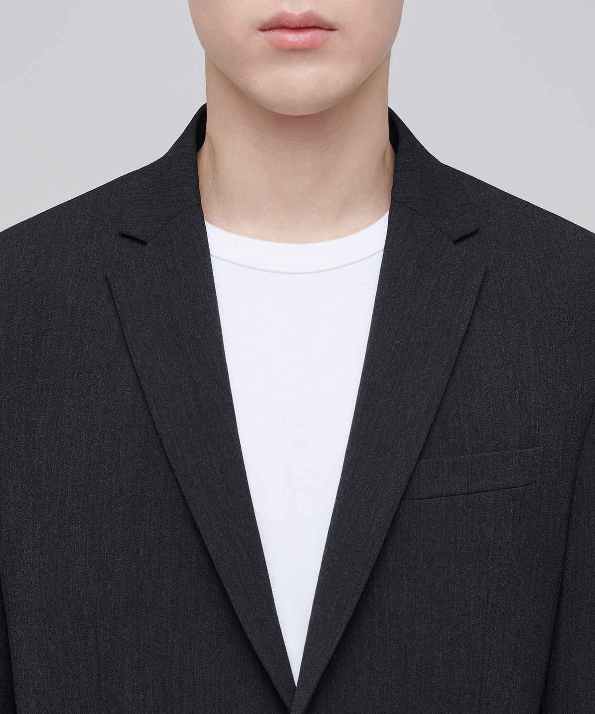 무신사 스탠다드(MUSINSA STANDARD) 라이트웨이트 베이식 블레이저 [차콜 그레이]