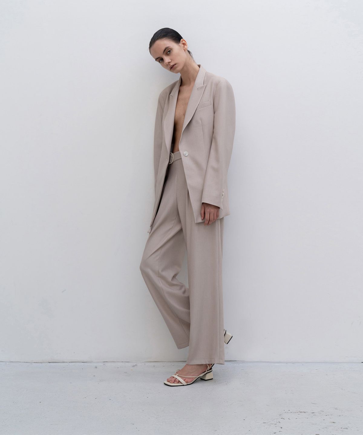 리이(RE RHEE) STRAIGHT WIDE LEG SLACKS TROUSERS_BE