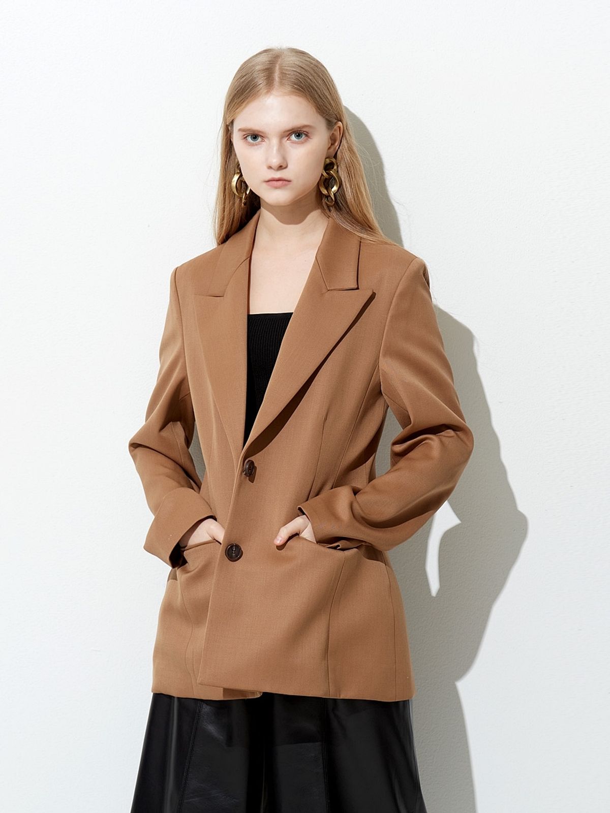 핀블랙(PINBLACK) HOURGLASS WOOL JACKET BEIGE