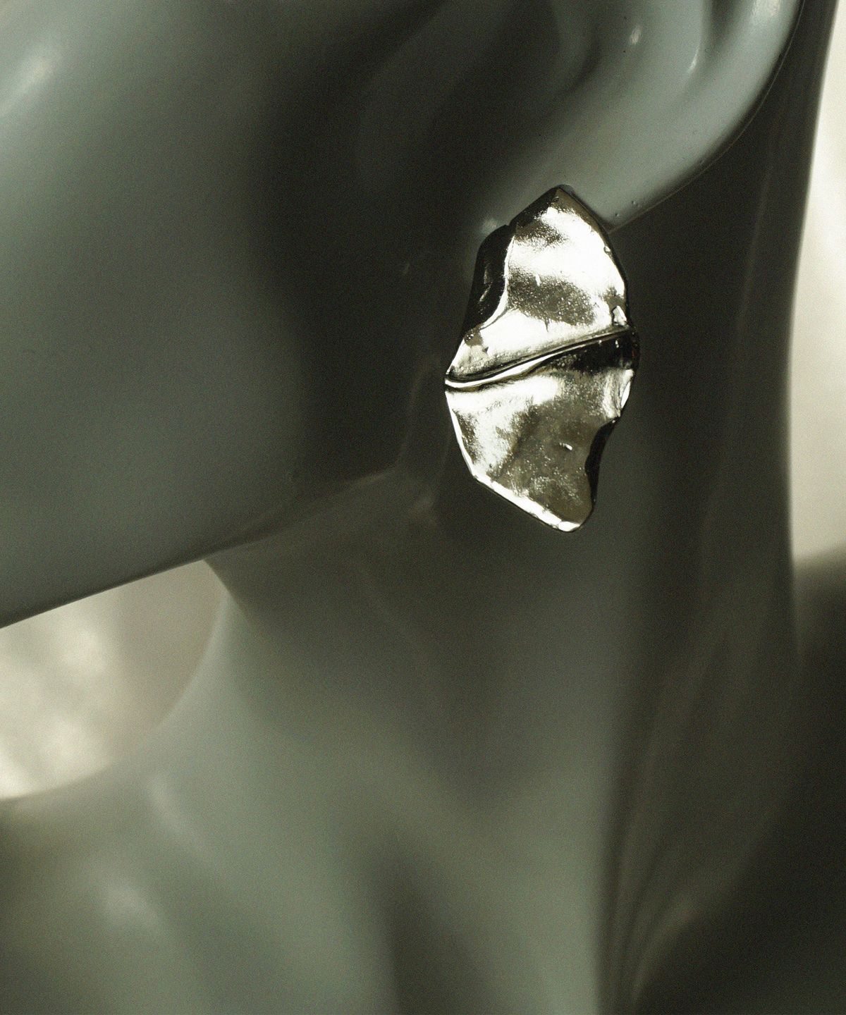 비자르 주얼리(BIZARRE JEWELRY) 티 컬렉션 귀걸이_B