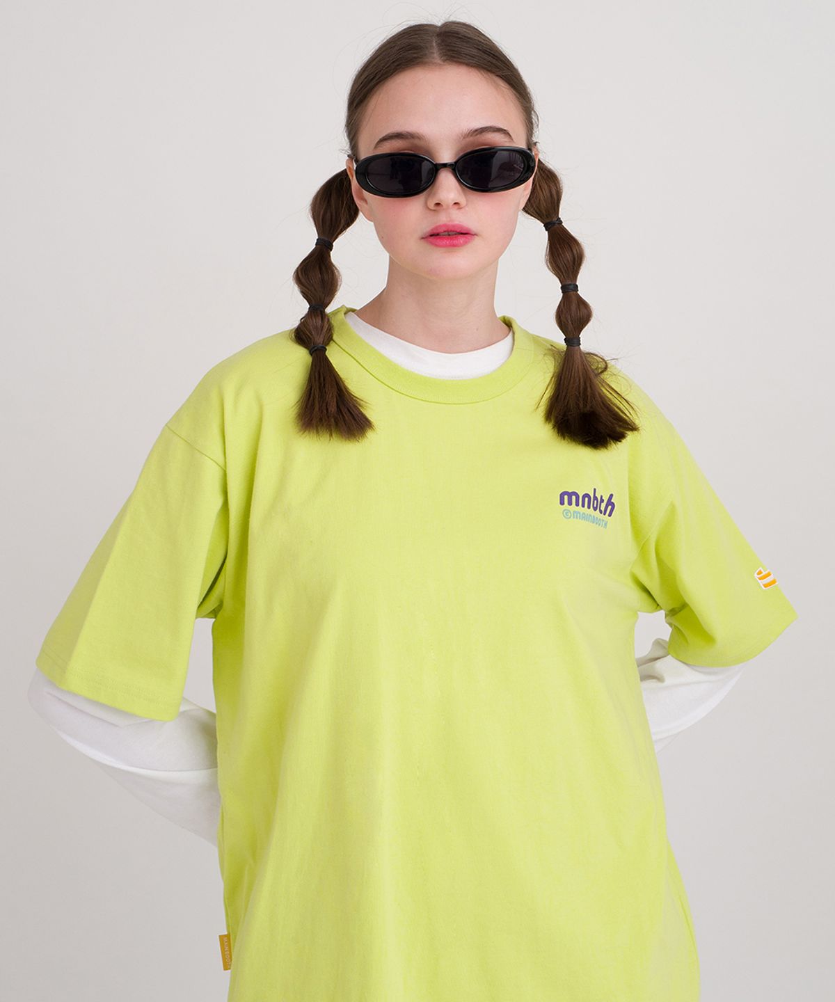 메인부스(MAINBOOTH) MNBTH Mini Logo T-shirt(LIME)