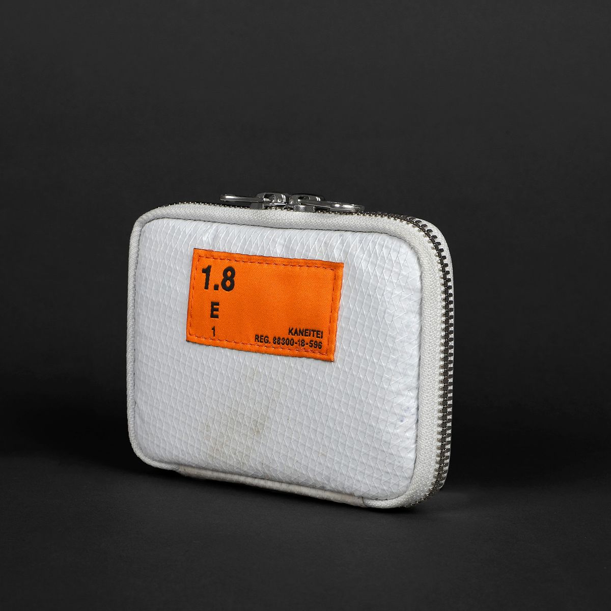 카네이테이(KANEITEI) SEI ZIP WALLET S (WHITE) / UPCYCLED