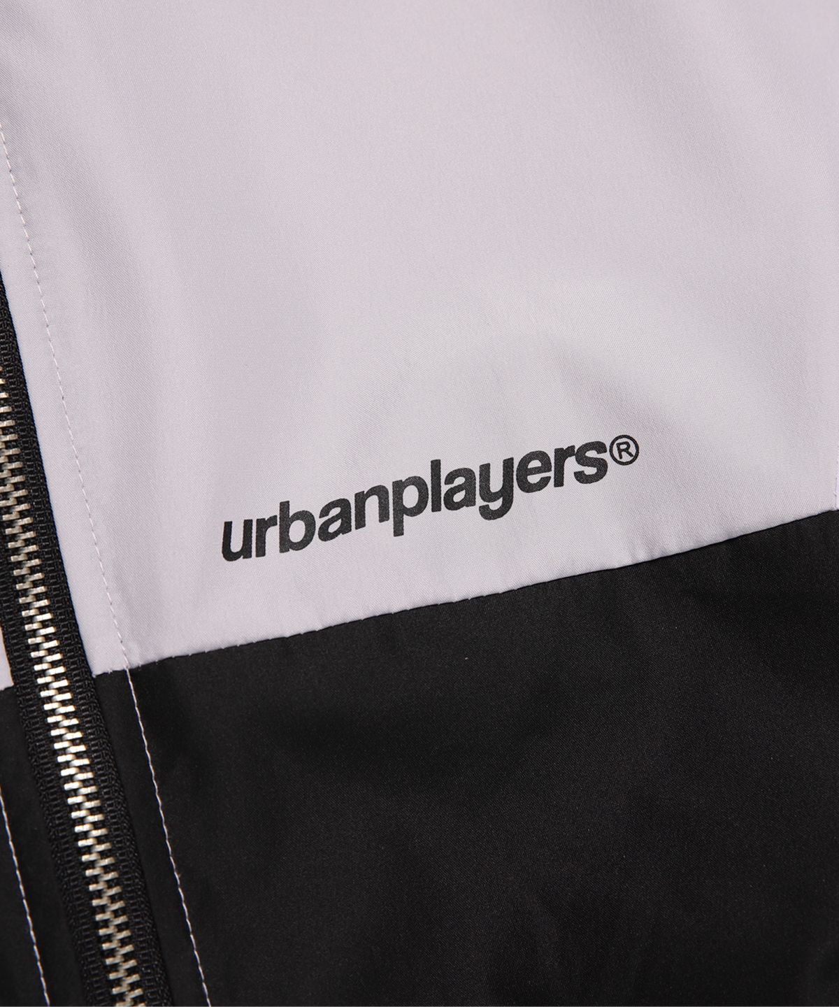 어반플레이어스(URBAN PLAYERS) 뉴잉 오버핏 바람막이 자켓 (그레이)
