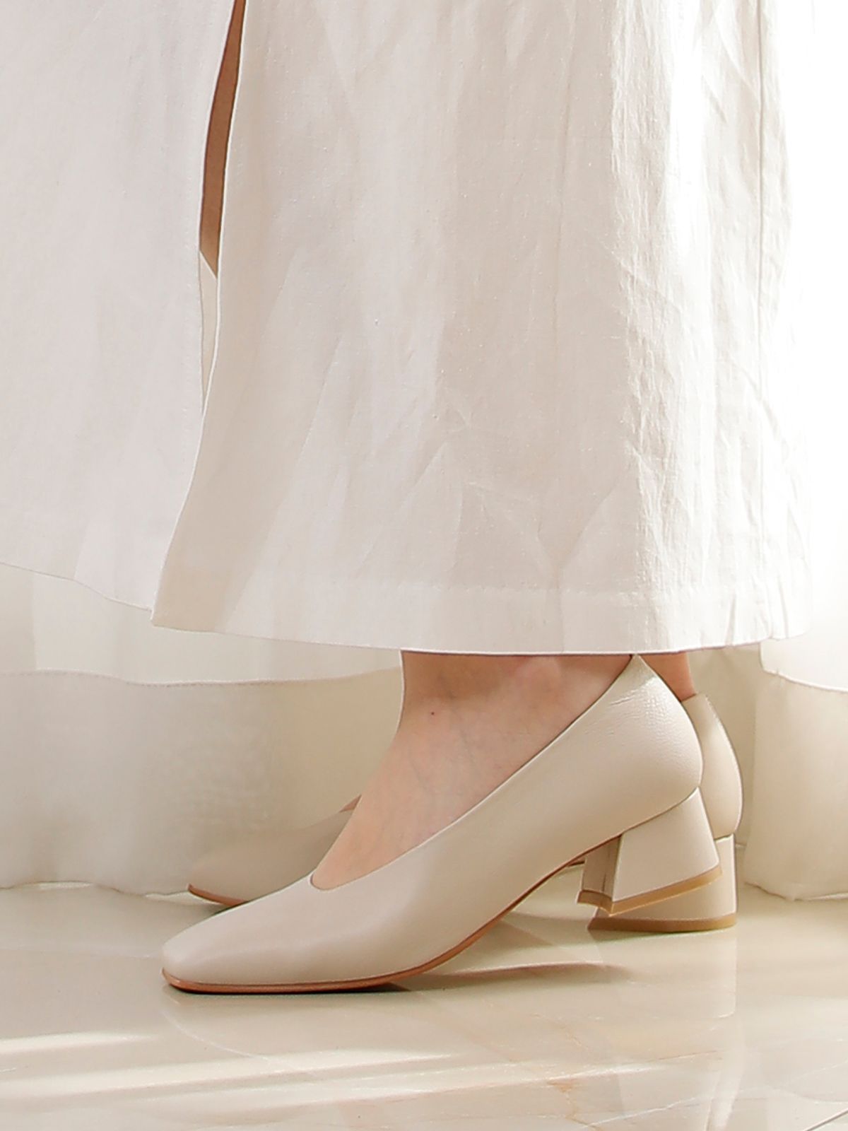 바이언스(BYEUUNS) BKP20202 RUMI PUMPS IVORY