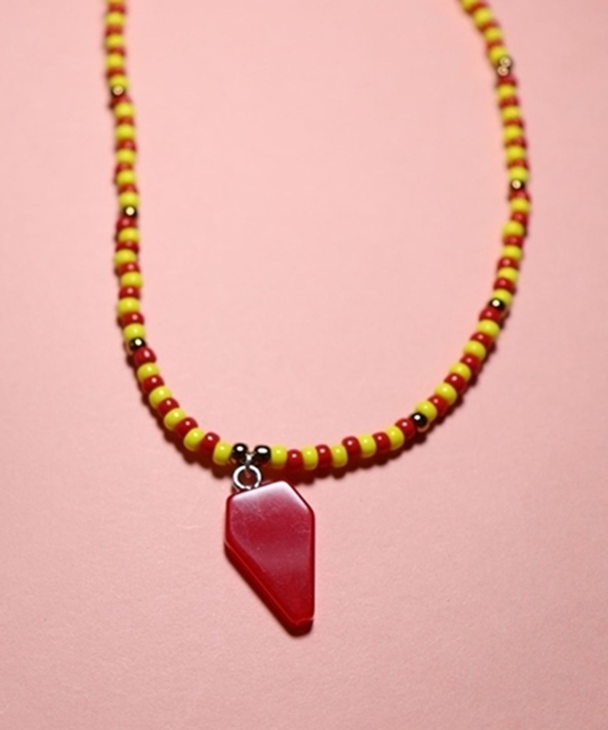 봉보(BONBEAU) Acrylic dia pendant beads necklace 아크릴 다이아 팬던트 비즈목걸이