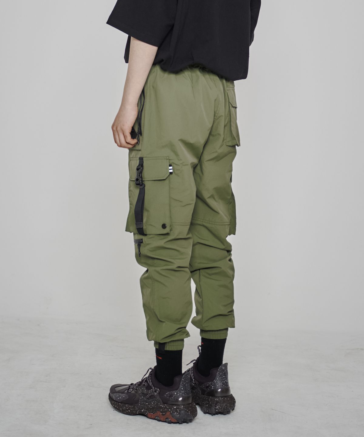 매니아매스(MANIAMASS) VENT JOGGER PANTS GLOW C