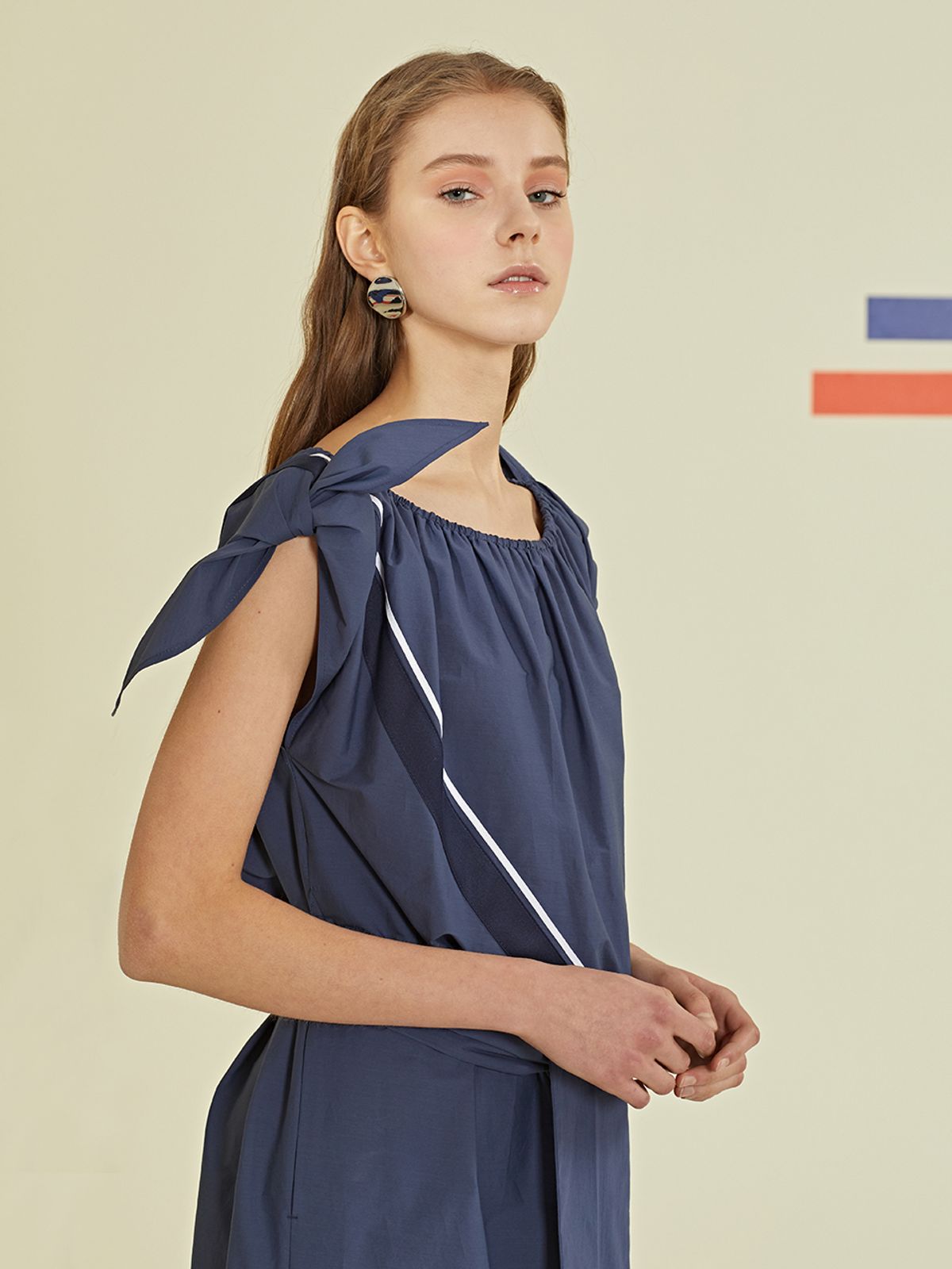 르이엘(LE YIEL) Diagonal Line Volume Dress_Black