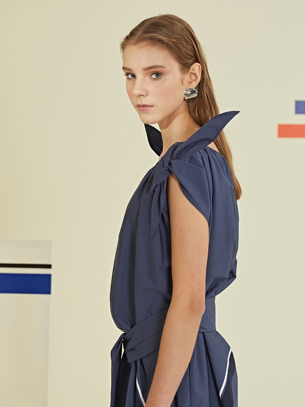 르이엘(LE YIEL) Diagonal Line Volume Dress_Black