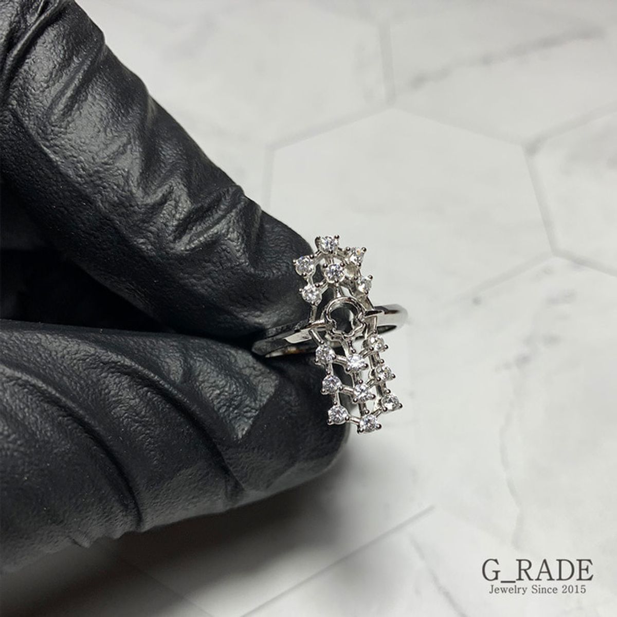 지레이드(G_RADE) Rectangular Compass Ring