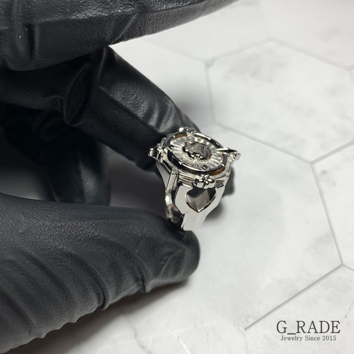 지레이드(G_RADE) Compass Shield Ring