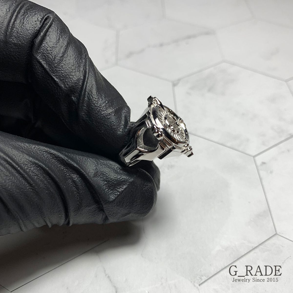 지레이드(G_RADE) Compass Shield Ring