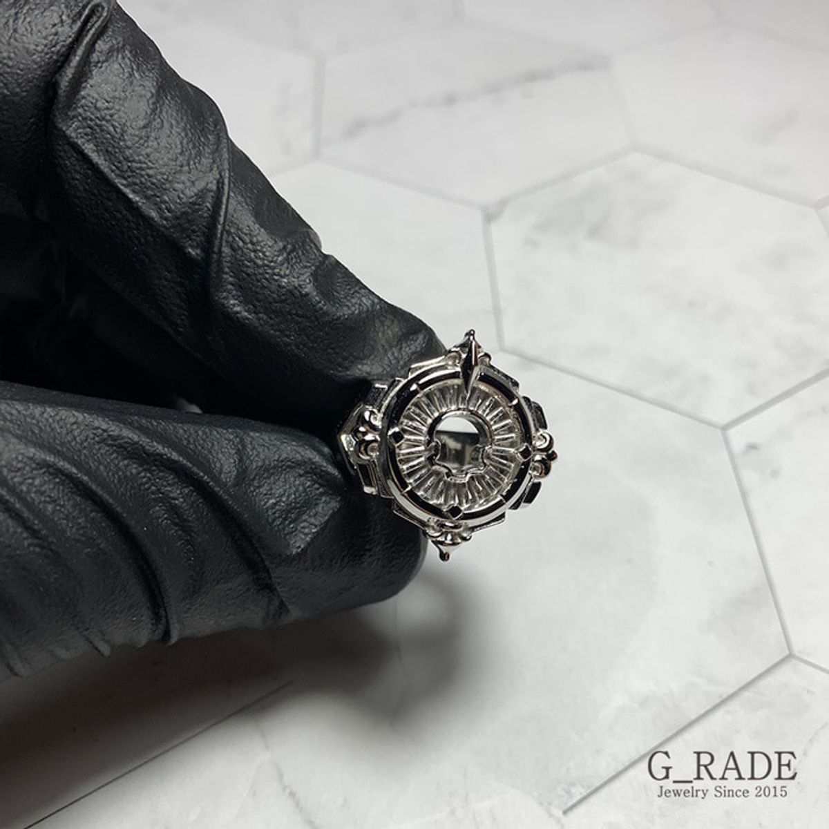 지레이드(G_RADE) Compass Shield Ring