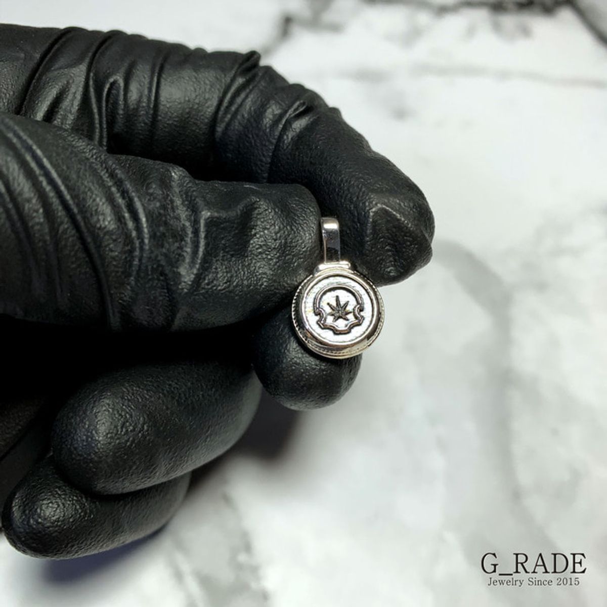 지레이드(G_RADE) Basic Circle Logo Necklace(S Size)