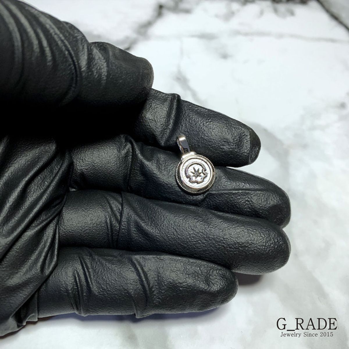 지레이드(G_RADE) Basic Circle Logo Necklace(S Size)