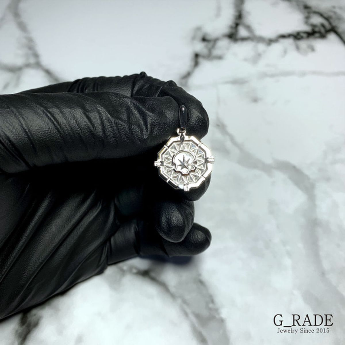 지레이드(G_RADE) Compass Bottom Necklace(M Size)