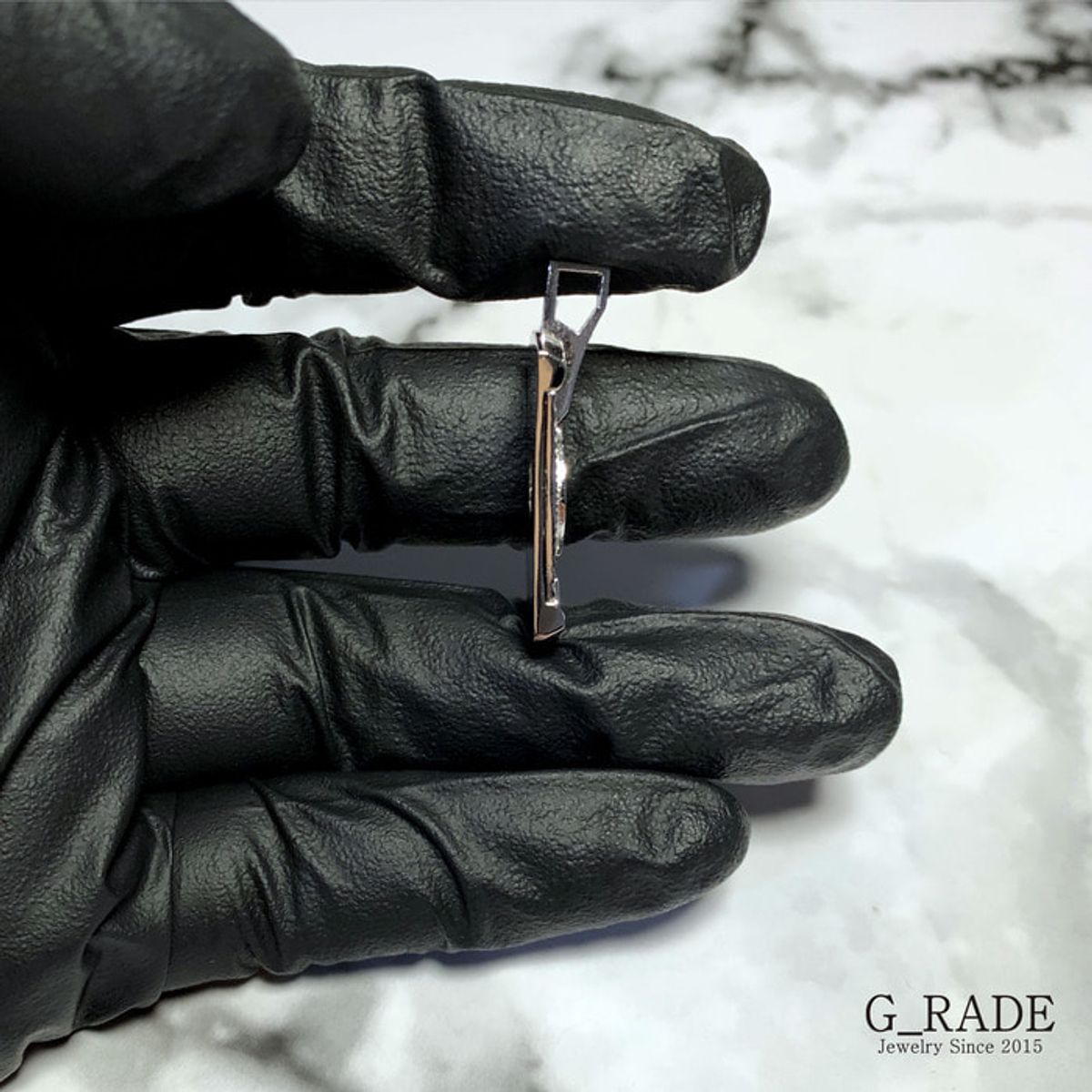 지레이드(G_RADE) Rectangular Pattern Necklace